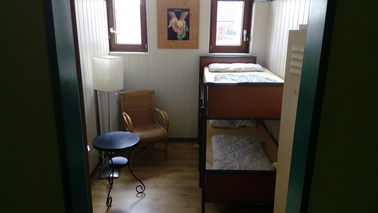 نزل أوسنابروكفي Penthouse Backpackers المظهر الخارجي الصورة