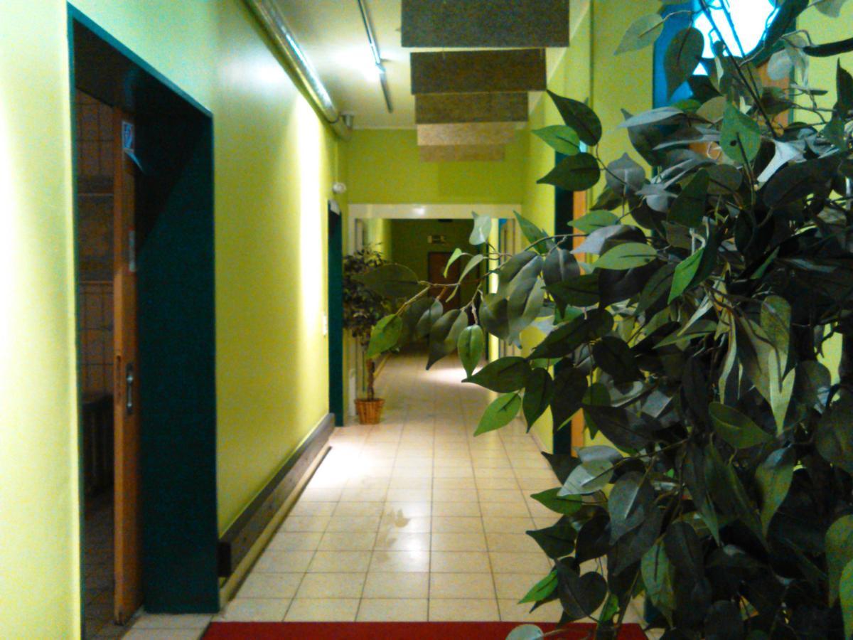 نزل أوسنابروكفي Penthouse Backpackers المظهر الخارجي الصورة