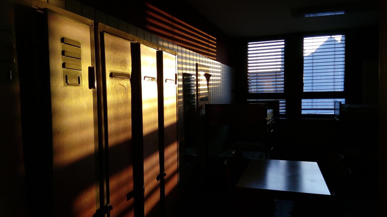 نزل أوسنابروكفي Penthouse Backpackers المظهر الخارجي الصورة