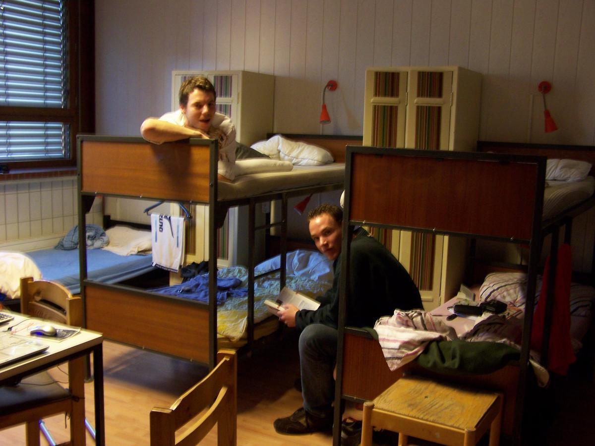 نزل أوسنابروكفي Penthouse Backpackers المظهر الخارجي الصورة